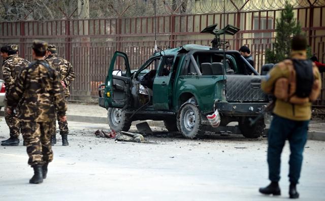 Explosion rocks Kabul, injuring a driver