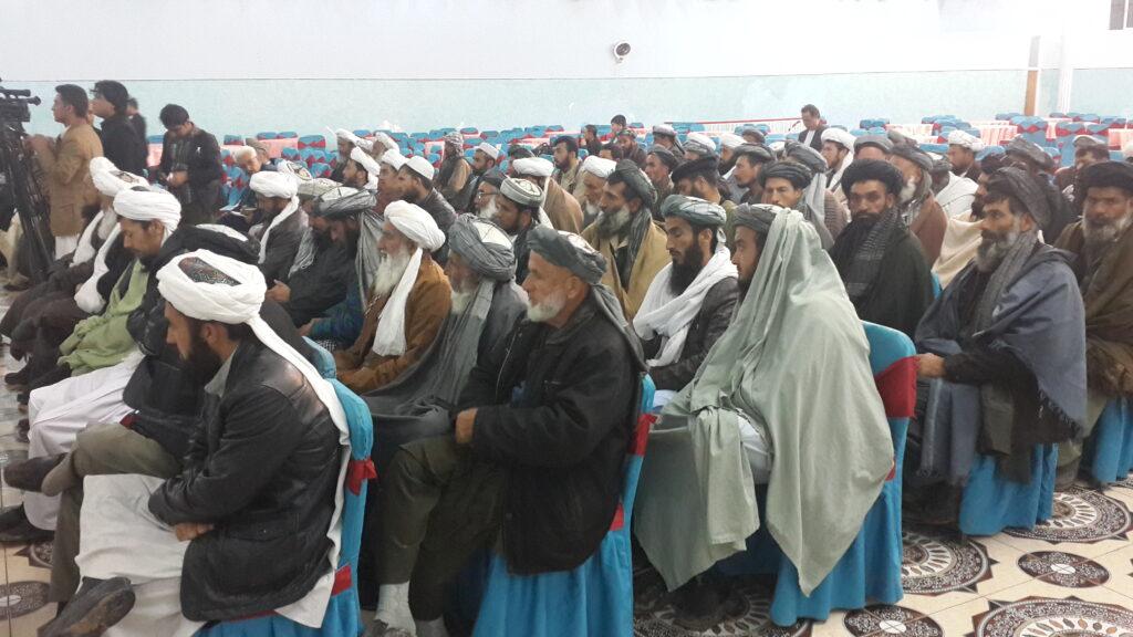 “برضد مخالفان  مسلح فتوا صادر خواهيم کرد”