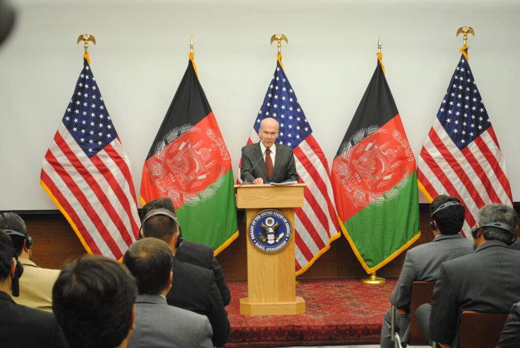 سفير امريکا از کارکرد ٣٤ شرکت افغانی تقدير کرد