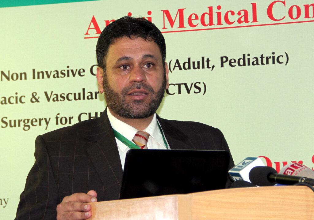 “به زودى بررسى­ جدى شفاخانه هاى خصوصى آغاز می‌شود”