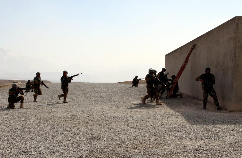 Afghan soldier guns down 4 colleagues in Badghis