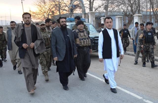 Kunduz governor listens to security concerns in Chardara