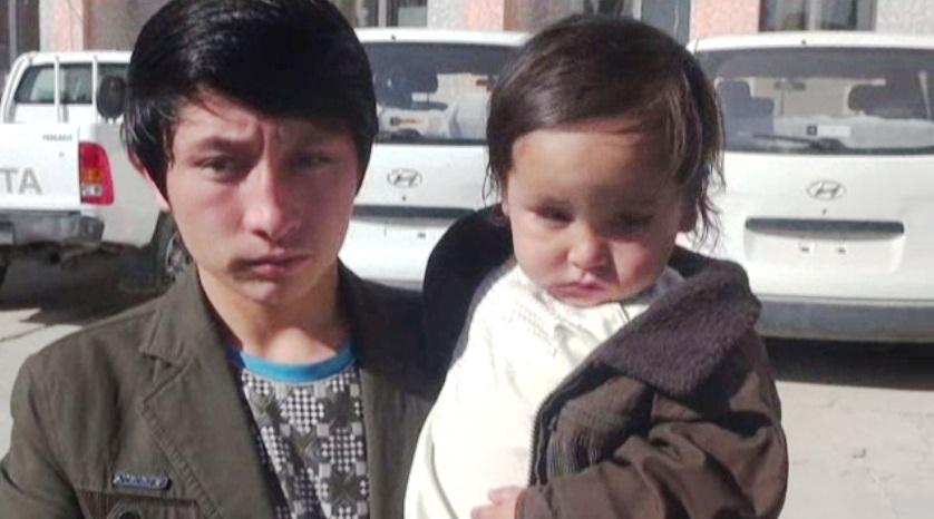 يک طفل از چنگ آدم ربايان در هلمند نجات داده شد