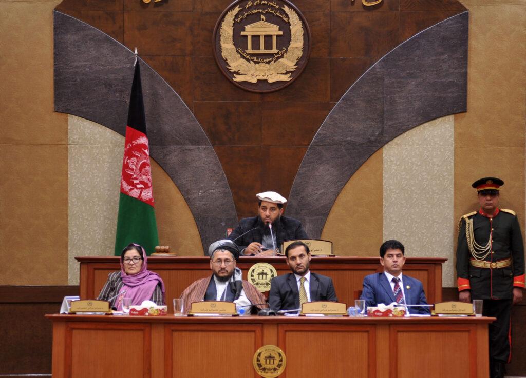 Senate wants regional powers included in peace talks