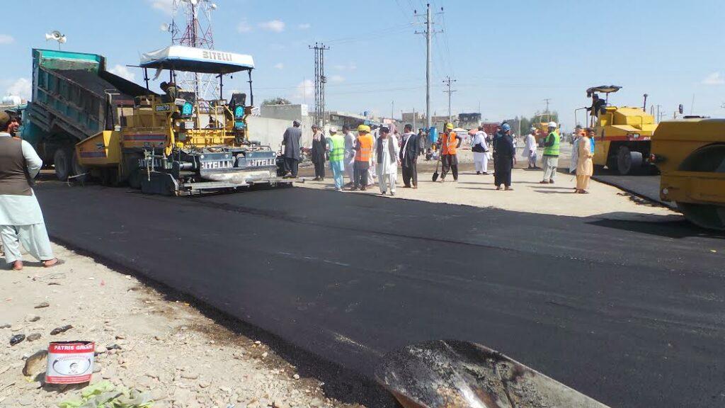 Roads being rebuilt with public support in Kandahar