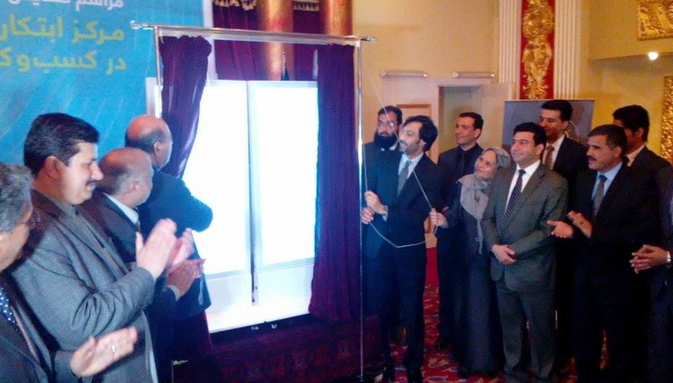 حقجو: دولت بايد از طرح­های مبتکرانه در تولید اجناس مرغوب حمایت کند