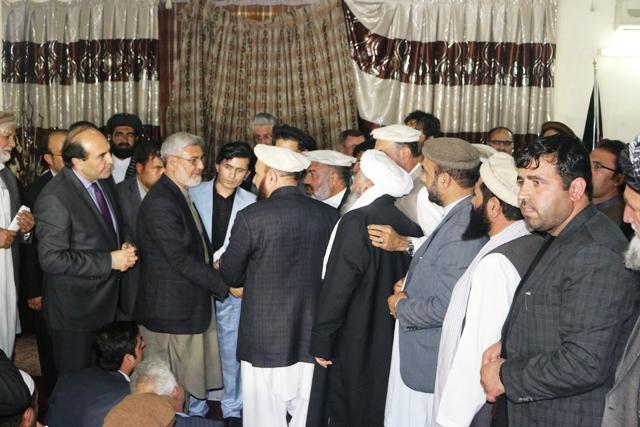 Mashwani apologises to Durrani as jirga intervenes