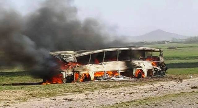 52 killed, 73 injured as 2 buses, tanker collide in Ghazni