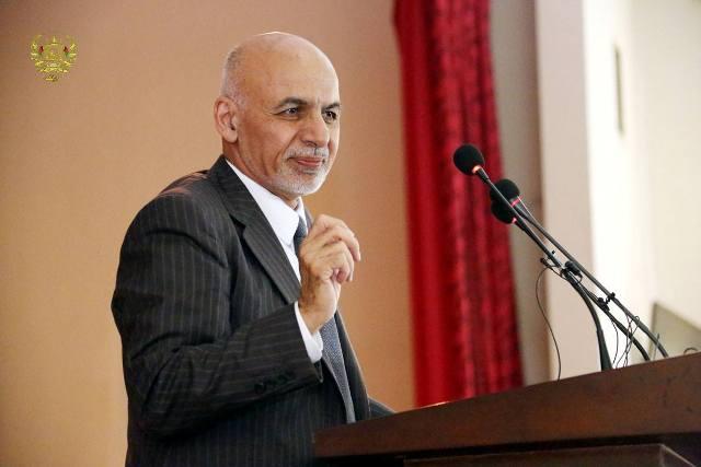 Ghani discusses transfer of prisoner with Tajikistan PM