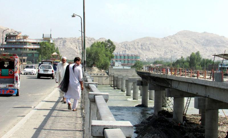 Under-construction Bihsud bridge