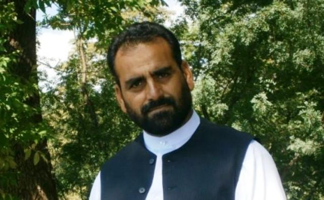 NDS arrests political analyst Hassan Haqyar