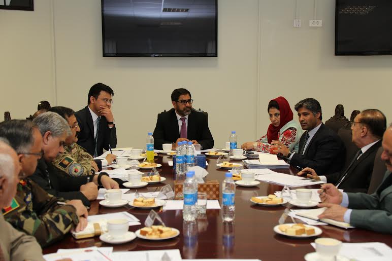 “نیروهای دفاعی و امنیتی حین نبرد، به امنیت جان افراد ملکی توجه جدی نمایند”