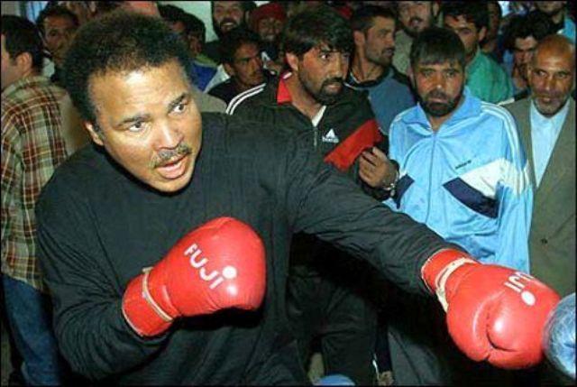 Boxing legend Mohammad Ali dies at 74
