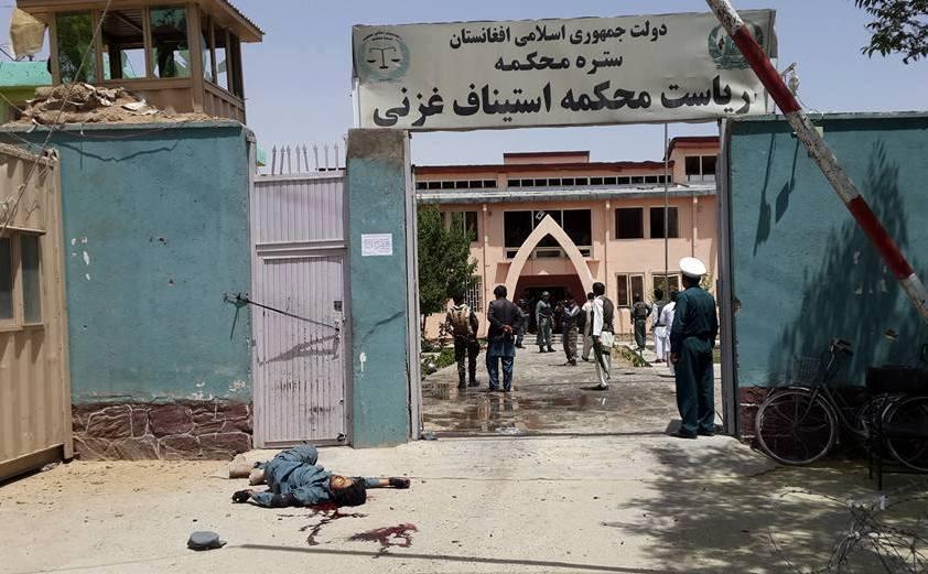 9 killed, judge among 13 wounded in attack on Ghazni court