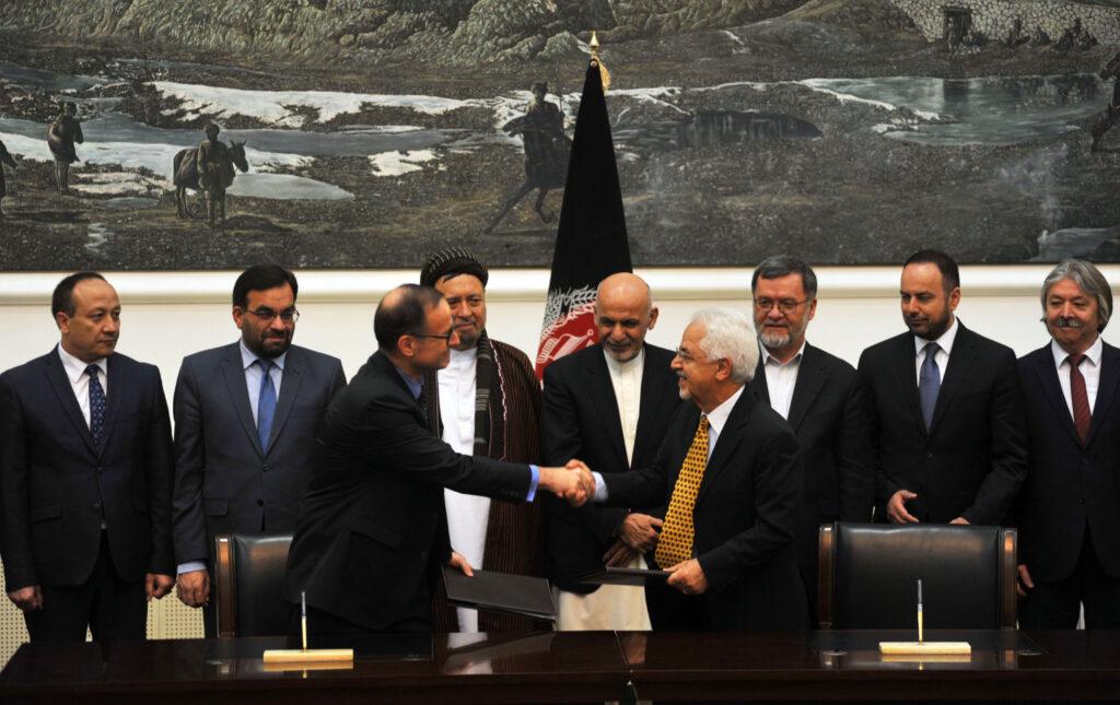 Baghlan to Bamyan power line project agreement signed