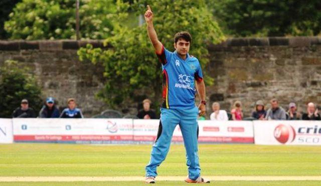 Rashid Khan shines with ball in IPL encounter