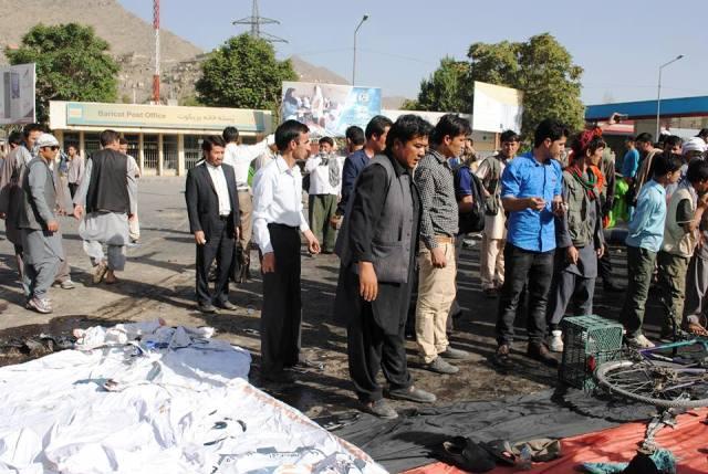 هموطنان حملۀ روزگذشته در شهرکابل را به طور گسترده تقبيح کردند