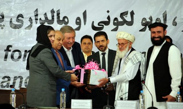 Agriculture Ministry to execute a dozen projects in Kabul