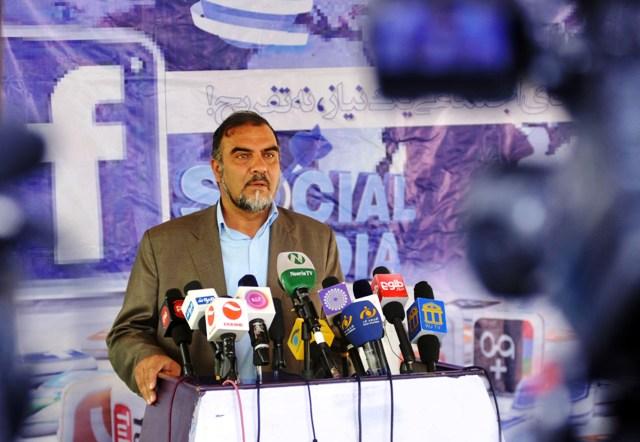 کاربران رسانه هاى اجتماعى بايد مطالب و مضامين را مسوولانه نشر کنند