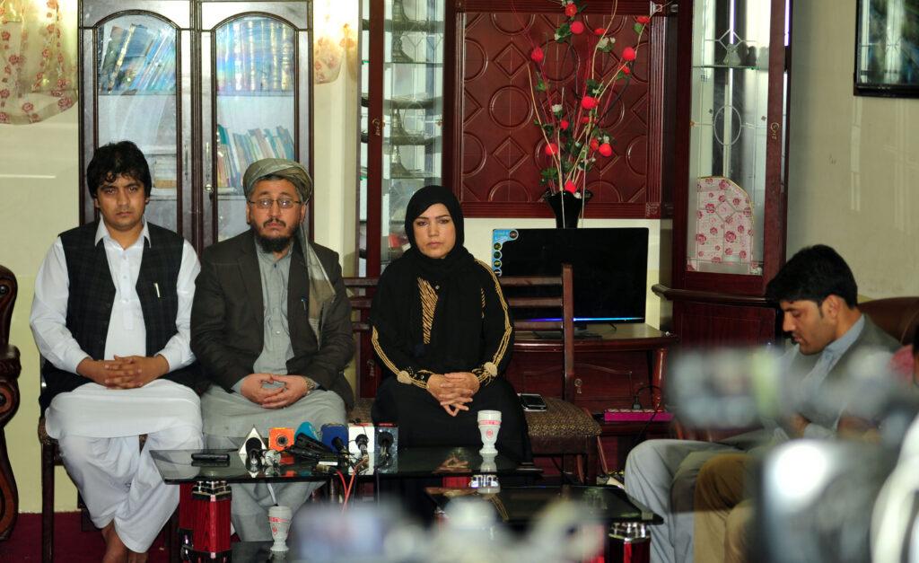 “رهبران حکومت بجاى تقابل و اختلافات به امنيت توجه جدى نمايند”