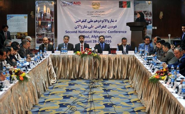 Jobs, projects at district level to check urbanization: Massoud