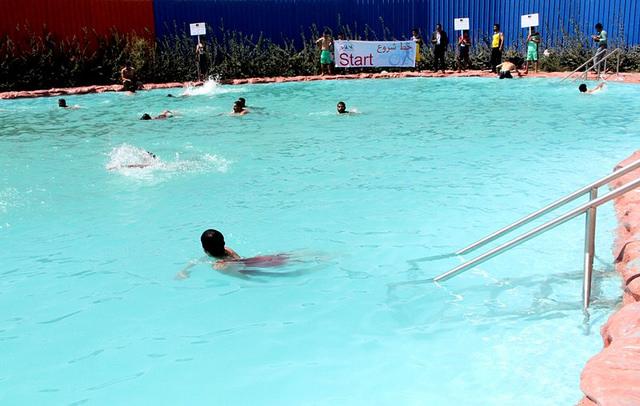 Afghan Swimmers