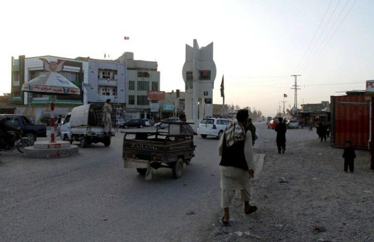 Afghans freed from Sindh jails reach Spin Boldak