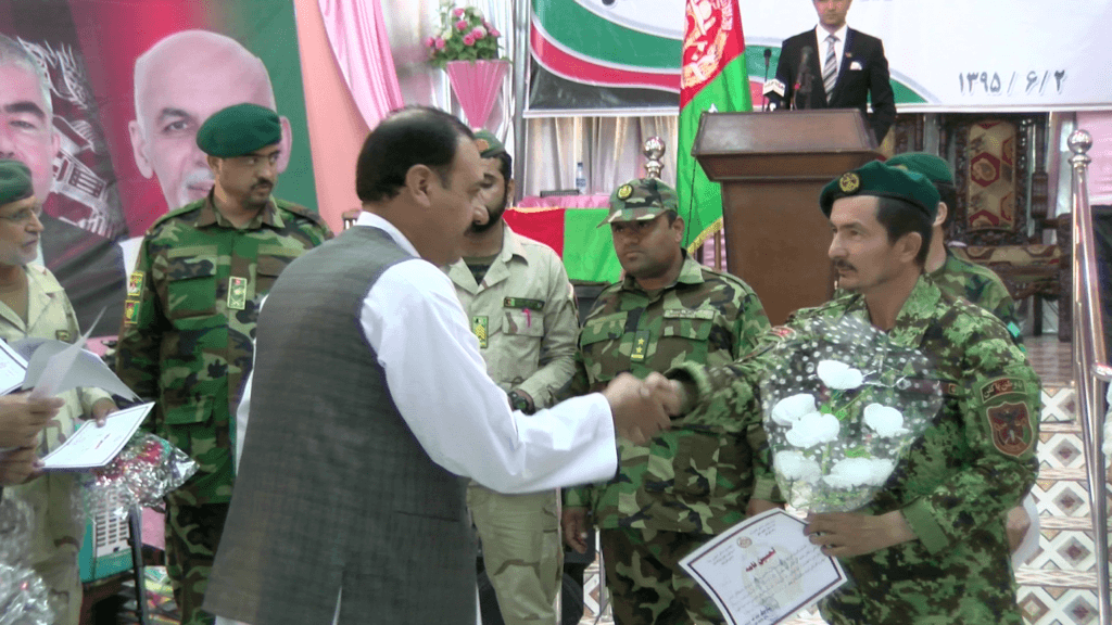 گردهمایی بزرگی به حمایت از نیروهای امنیتی در جوزجان برگزار شد