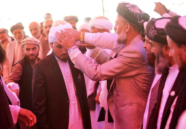 مراسم دستاربندی حفاظ قرآن کریم در دارالعلوم ده سبزکابل برگزار شد