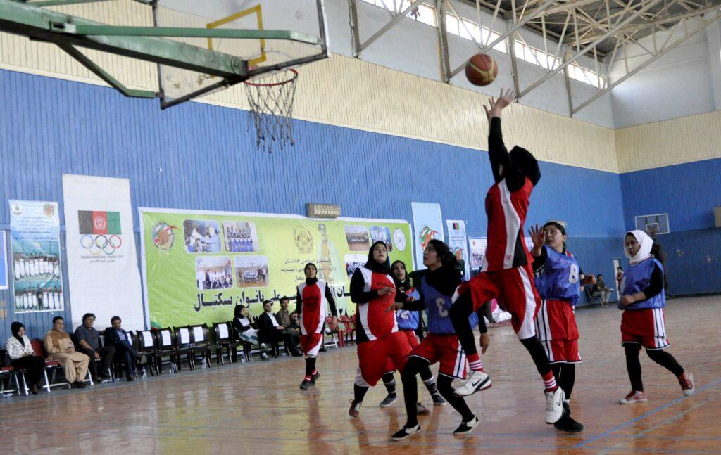 مسابقات انتخابی تیم منتخب بسکتبال دختران آغاز شد