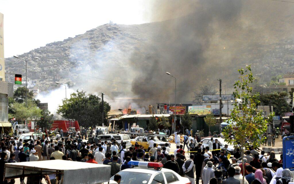 آتشسوزی در مارکيت چوب فروشی کابل مهار شد