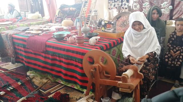 No handicrafts market: Ghor women avoid vocational courses