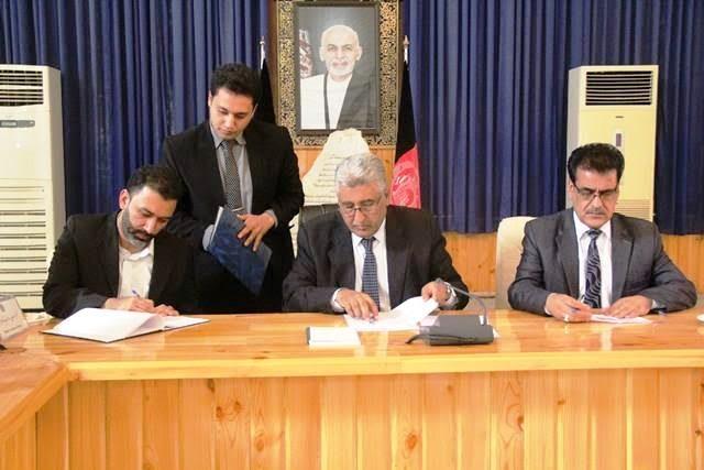 روند استخدام ادارات در ولايت هرات الکترونیکی مى شود