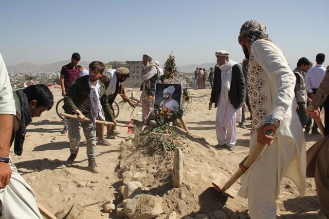 Bandit king Kalakani, associates reburied in Kabul