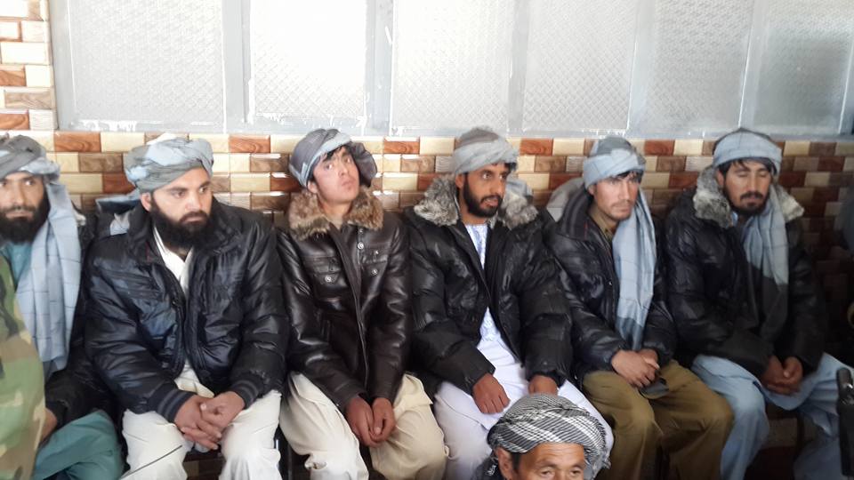 Taliban free 11 kidnapped passengers in swap