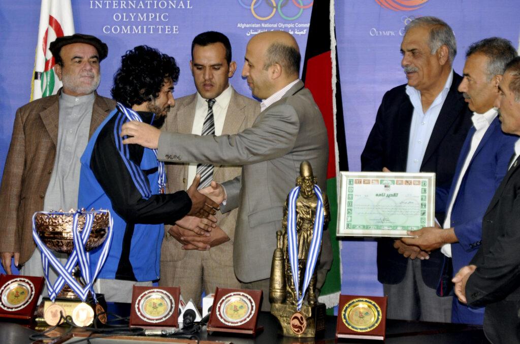 تیم ملی زورخانه ای و کشتی پهلوانی افغانستان مقام سوم جهان را به دست آورد