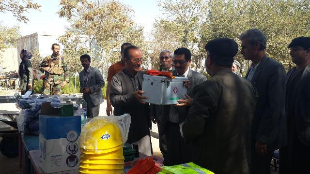 دانش آموزان مکاتب جوزجان براى آمادگى در برابر حوادث طبيعى آموزش ديدند