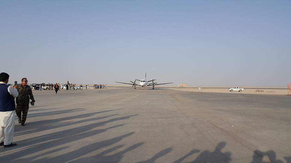 خط “رنوى” ميدان هوايى جديد زرنج به بهره بردارى سپرده شد