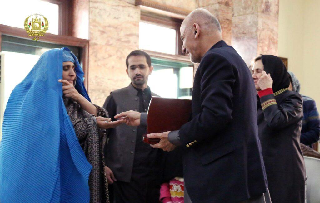 Ghani gives away apartment keys to Sharbat Gula