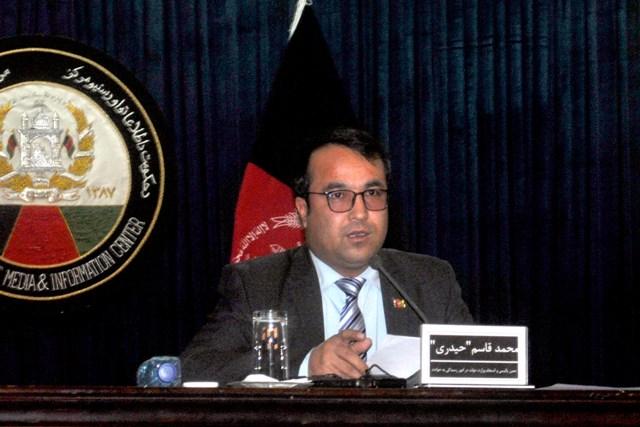 “با ٥٢ هزار خانوادۀ بيجاشده کمک صورت گرفته است”