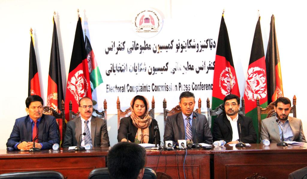 “اعتماد از دست رفتۀ مردم بر انتخابات را احيا مى کنيم”