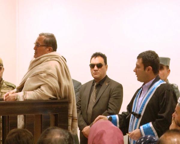 یک افسربلند رتبه به جرم گرفتن رشوت به حبس محکوم شد