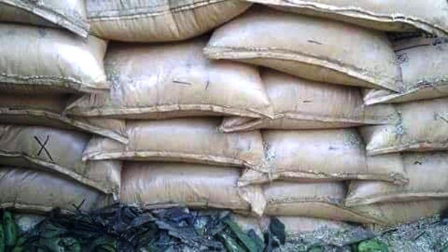 Police recover 9.3 tonnes of Ammonium Nitrate from a truck