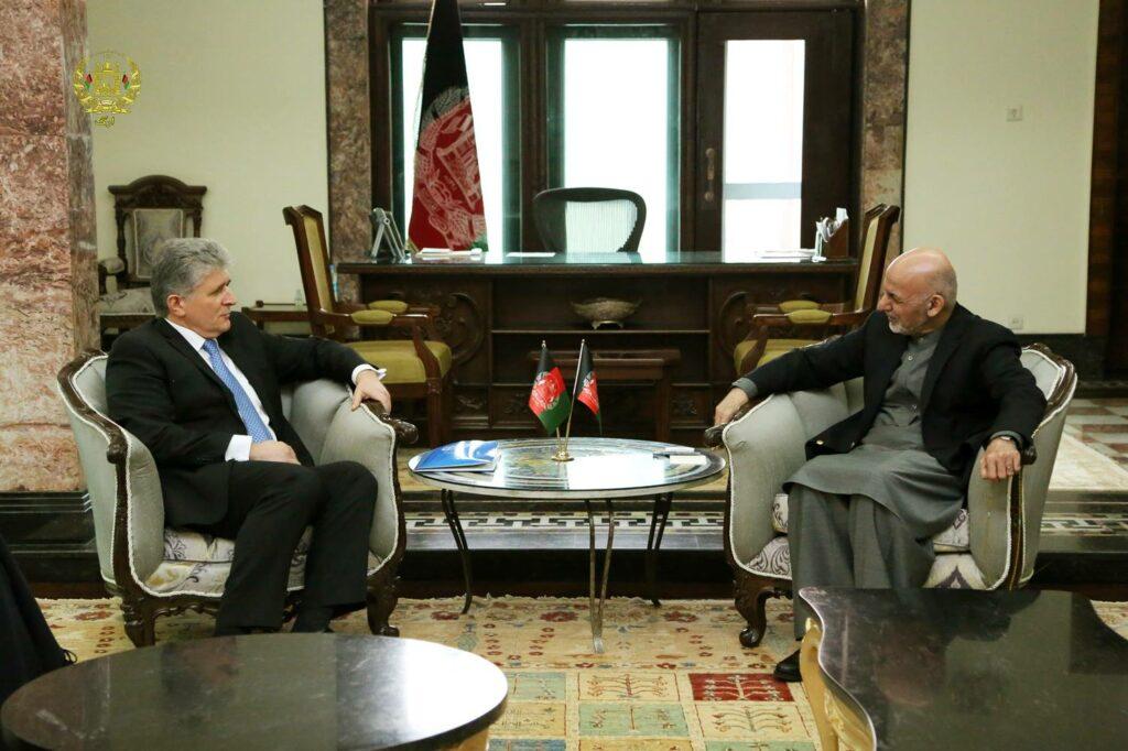 Ghani asks UN to hold conference on regional issues