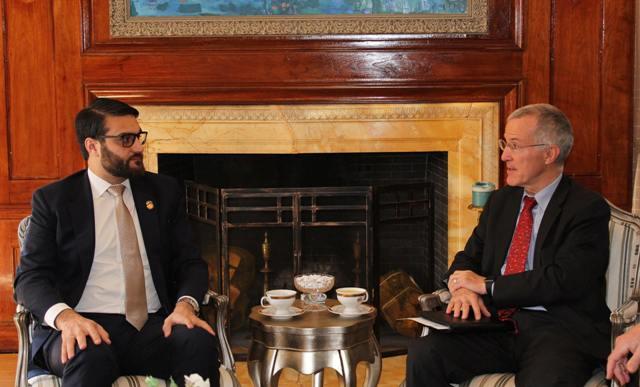 Mohib discusses trade, investment  with USAID delegation