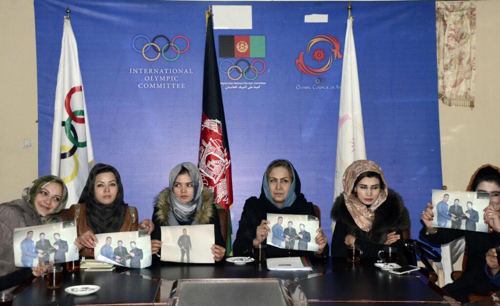 معترضان: رييس جمهور به نابسامانى ها در کميته المپيک نقطۀ پايان بگذارد