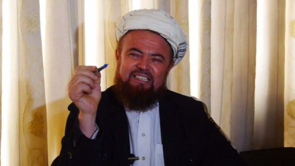 “اجرائيه رياست يوه تعويذګر ته د تعويذونو ورکولو لپاره مکتوب ورکړى”