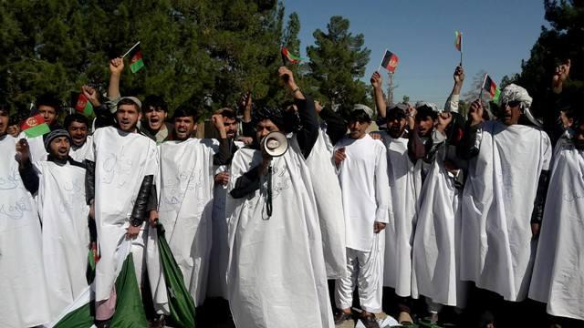 په درېيمه ورځ هم د پاکستان پر ضد لاريون وشو