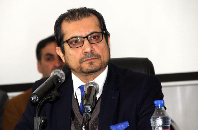 Ministry announces 20pc cut in Internet prices