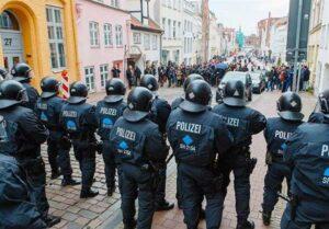 Germans hold mammoth rallies against obligatory repatriation of Afghans